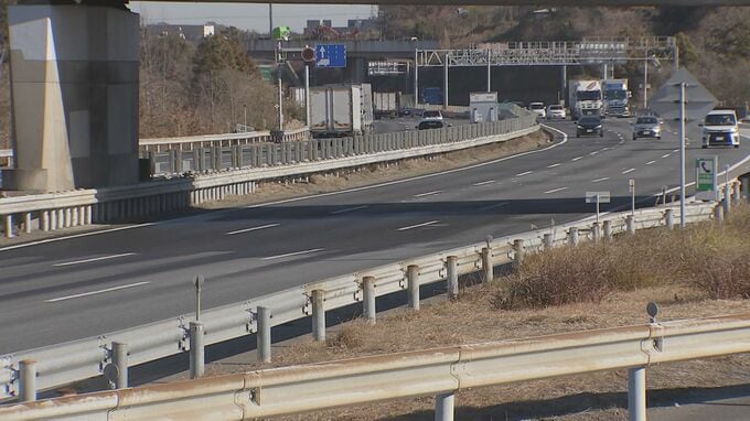 茨城・つくば市の常磐自動車道に男性の遺体　ひき逃げ事件の可能性|TBS NEWS DIG