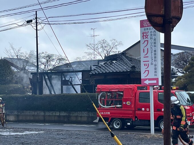 「音と焦げ臭いにおいで目が覚めた」郡山市で倉庫火災、けが人なし　福島　|　福島のニュース│TUF