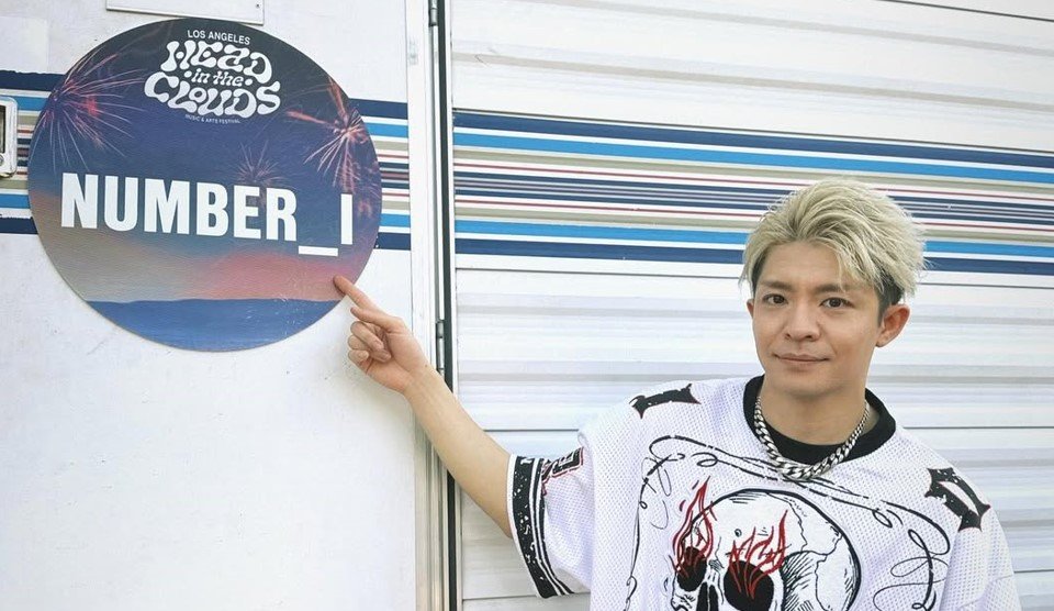 Number_i ・岸優太 】 LAの音楽フェス オフショット公開 「HITC