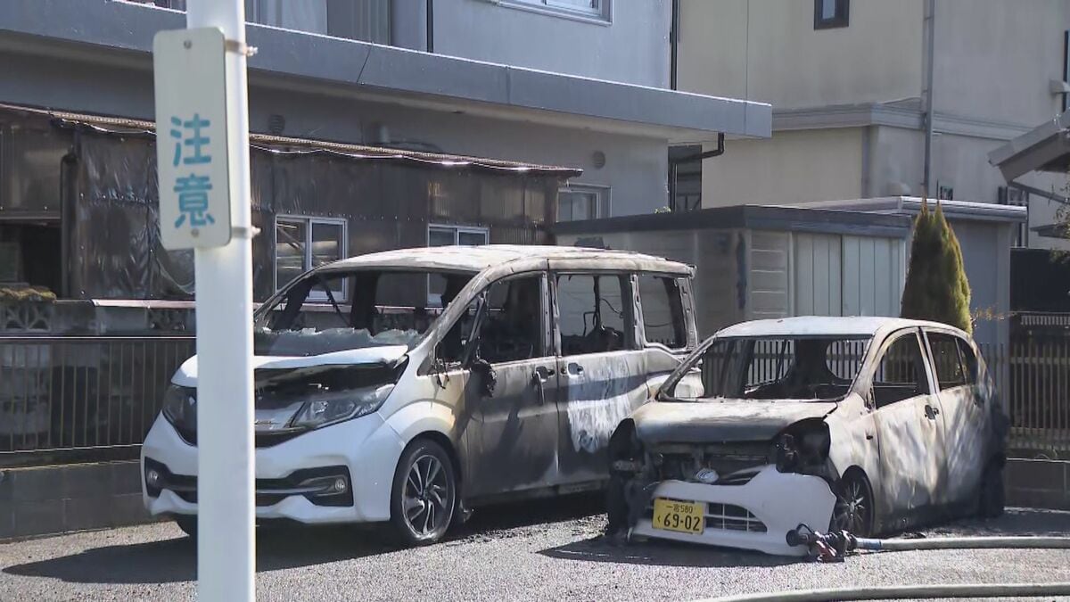 「車両が燃えて建物に燃え移りそう」乗用車や倉庫などで火事 男性１人搬送 愛知・一宮市