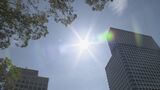 ｢溶けてしまいそう…｣ 最高気温は名古屋で37℃予想 各地で危険な暑さに 東海3県で熱中症警戒アラート こまめな水分･塩分補給など対策を|TBS NEWS DIG