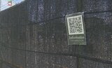 富士山を隠す黒い幕にQRコード 他の撮影スポットなど紹介 観光客分散で新たな対策 | 山梨のニュース | UTYテレビ山梨