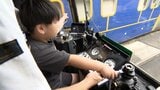 「路面電車はすごいな」憧れの職業にワクワク　子どもたちが運転体験　ブレーキの操作などを実際に【岡山】|TBS NEWS DIG