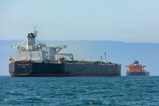 ペルシャ湾内の超大型タンカー1隻、ホルムズ海峡への航行を再開| TBS CROSS DIG with Bloomberg