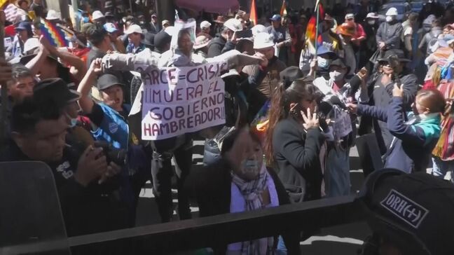 南米ボリビアでデモ活動激化　“モラレス元大統領の出馬の許可を”支持者ら抗議|TBS NEWS DIG