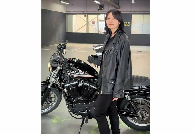 【 彩雪 】　「愛車♡」　ハーレーダビッドソンと笑顔　「Harley-Davidson XL883R」|TBS NEWS DIG
