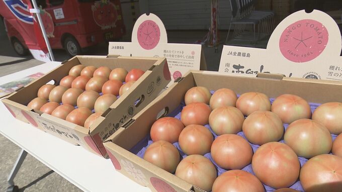 夏の訪れ告げる「南郷トマト」が全国へ　ゆうパック出発式　福島・南会津町　|　福島のニュース│TUF