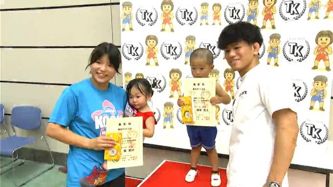 2人は幼馴染でパリ五輪金メダリスト…櫻井つぐみ・清岡幸大郎杯ジュニアレスリング大会が地元高知で初開催|TBS NEWS DIG