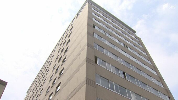 従業員が倒木の下敷きで内蔵損傷…伐採作業の安全措置怠ったか 浜松市の業者と代表の男性を書類送検 浜松労働基準監督署＝静岡・浜松市|TBS NEWS DIG