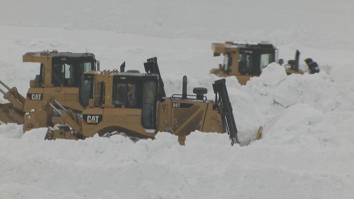 積雪7メートル超え！長野県大町市と富山県結ぶ「立山黒部アルペン