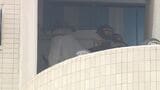 「友人と連絡取れない」警察官が駆けつけると…施錠された集合住宅の部屋に男女の遺体 | 大分のニュース|OBS NEWS|大分放送