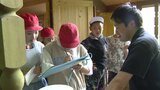 絶滅危惧種の水生植物「ガシャモク」 九州で唯一自生が確認されている池で児童が保全活動 | 福岡のニュース|RKB NEWS|RKB毎日放送
