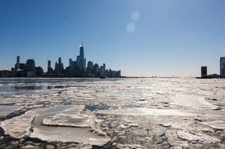 記録的寒波が卸電力コストを2倍強に押し上げ－米国最大の電力網| TBS CROSS DIG with Bloomberg