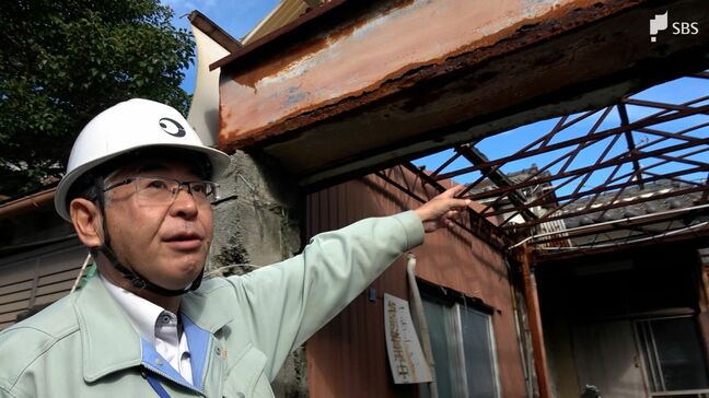 「現在相続している人がいない状況」通学路に鉄筋がむき出しになった門柱が...所有者がいない"特定空き家"建物のブロック塀などを略式代執行=静岡・湖西市|TBS NEWS DIG
