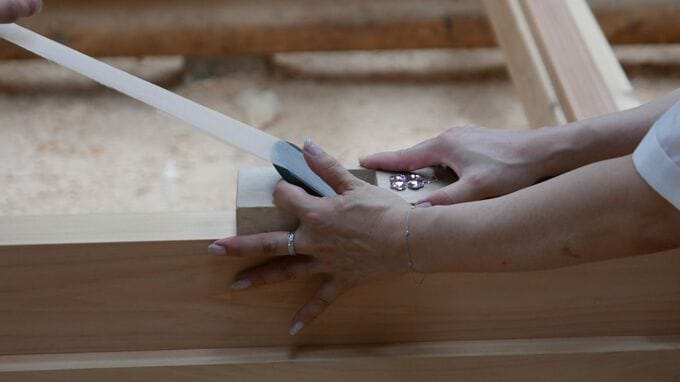 「ストッキングみたい…1/1000mmにヒノキをカンナで薄削り」”刃物の匠”が伝統の技を伝えるイベント14日開催へ【岡山】　|　岡山・香川のニュース | 天気 | RSK山陽放送