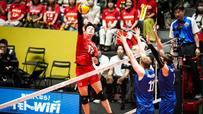 バレー男子日本代表、大苦戦も白星発進！フィンランドに2－0からフルセットに持ち込まれ、大接戦なんとか制す【パリ五輪予選】|TBS NEWS DIG