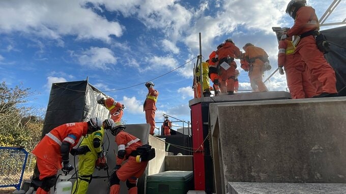 海外派遣見すえ連携強化 「国際消防救助隊」が広島市で合同訓練　中国地方の隊員が参加　|　RCC NEWS | 広島ニュース | RCC中国放送