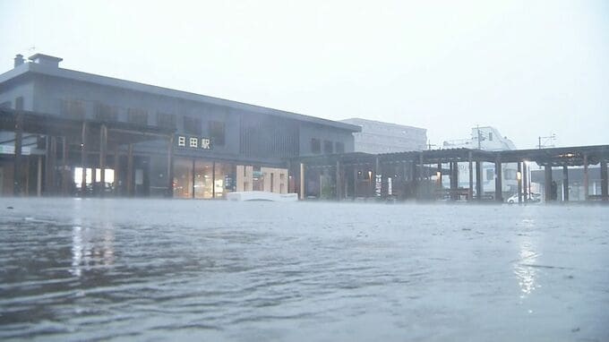 大分県内は26日昼前にかけて再び大雨か　台風7号は27日未明に最接近　交通機関にも影響　|　大分のニュース｜OBS NEWS｜大分放送