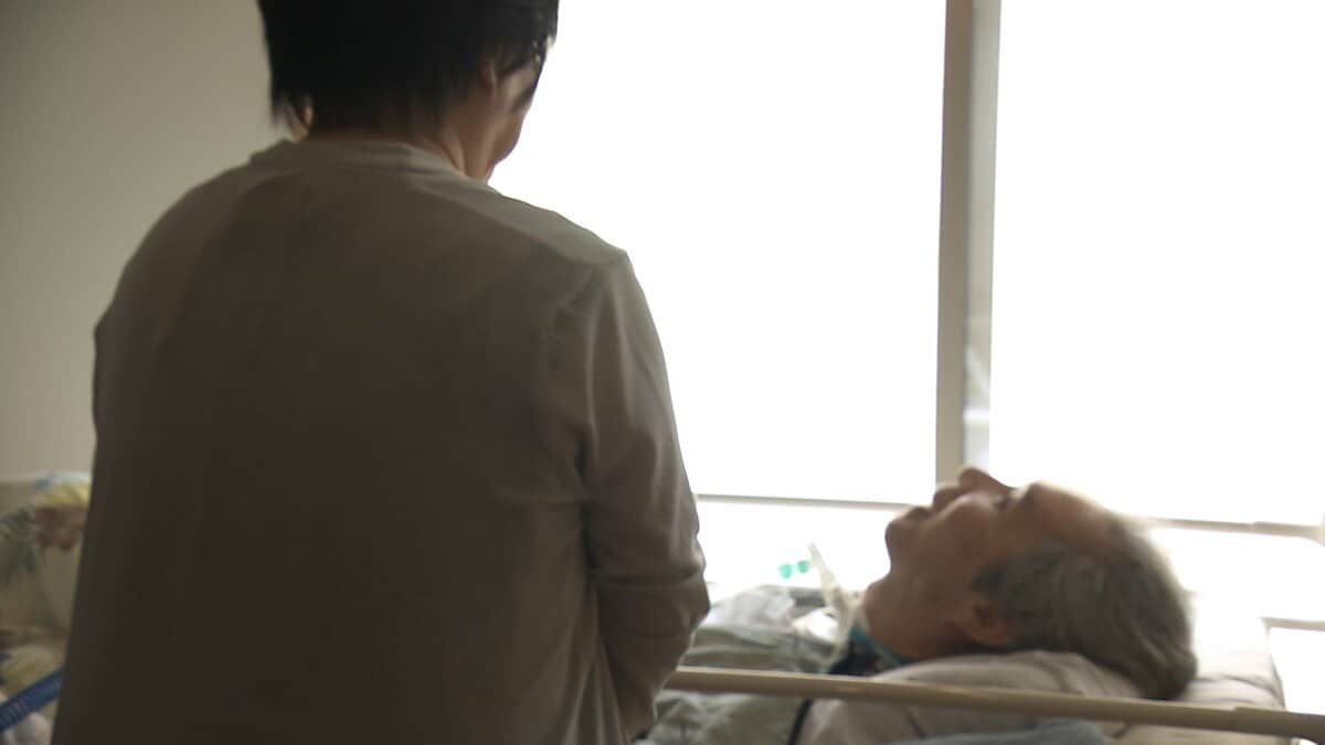 「あなたはどこで人生の最期を迎えたい」余命半年と宣告された人の約3割が『自宅』..しかし、約7割は『病院』で死を迎える現実　看取りのためだけの場所ではない「ホームホスピス」とは【前編】