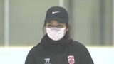 アイスホッケー女子「スマイルジャパン」細山田茜選手と小池詩織選手が小学生を指導 3年後岡山で開催の “冬季国体” に向け | 岡山・香川のニュース | 天気 | RSK山陽放送
