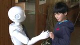 人型ロボット「Pepper」が小中学校に“初登校” 児童たちと「おはようございます!」 熊本・南小国町 | 熊本のニュース|RKK NEWS|RKK熊本放送