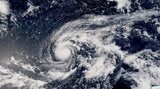 【台風情報】非常に強い台風13号が西北西へ進行 あす30日には「猛烈な」勢力へ発達 8月1日にかけ905hPaまで猛烈に急発達する予想|TBS NEWS DIG