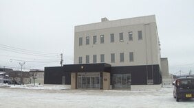 教員用住宅の雪下ろし中に63歳男性が転落し死亡　約4mの高さから命綱着用もフックをかける前にバランス崩し…10日午前9時の積雪97㎝　北海道美深町|TBS NEWS DIG