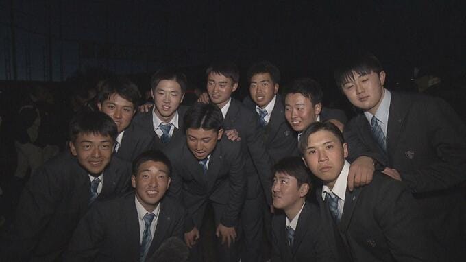 祝！夏の甲子園ベスト4＆3年生卒業　聖光学院で花火打ち上げ　福島|TBS NEWS DIG