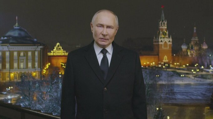 プーチン大統領「われわれは前進するだけ」 新年演説で国民に団結訴え|TBS NEWS DIG