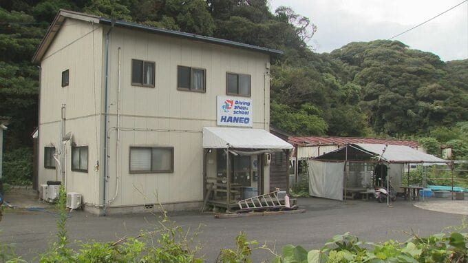 シャワールームに小型カメラ設置　ダイビングスクール経営の男を盗撮の疑いで逮捕|TBS NEWS DIG
