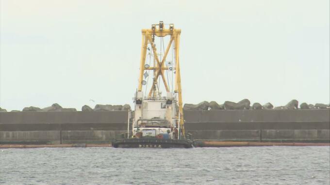 「作業員が海に転落した」波浪警報発令中の海で作業中の男性（40）が波にさらわれて死亡　八戸港　転落事故　|TBS NEWS DIG