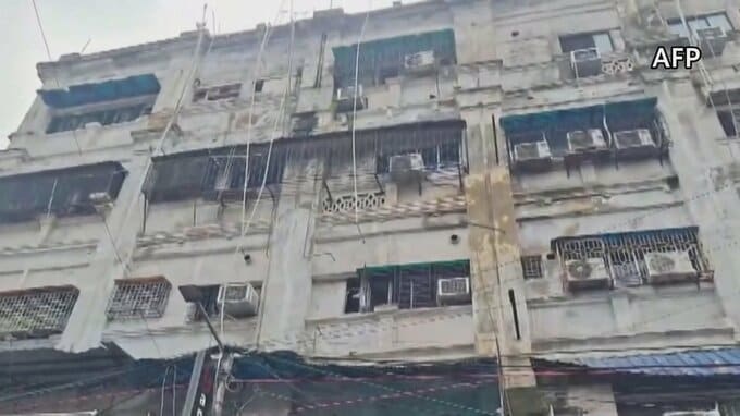 インド東部コルカタのホテルで火災 子ども含む少なくとも9人死亡