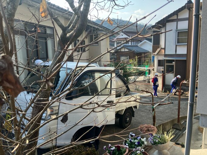 「男性が車と壁に挟まれている」停車中の軽トラックが動き出したか　会社員の男性(29)が死亡　|　RCC NEWS | 広島ニュース | RCC中国放送