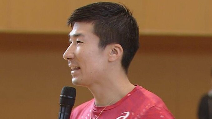 陸上・桐生祥秀選手の『かけっこ教室』　「来年の学校の運動会でリレー選手になりたい」130人の小学生に“一流の走り”指導|TBS NEWS DIG