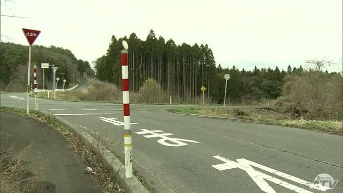 車が横転して全焼　車内からは身元のわからない1人の遺体発見　警察が身元の特定を進めるとともに事故原因調べる　青森県六戸町|TBS NEWS DIG