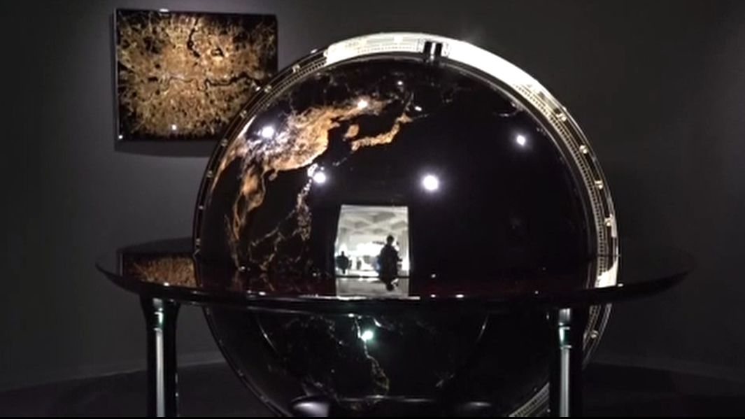 天然石でできた超レア地球儀 大阪・関西万博で展示された輪島塗の「夜の地球」が輪島に帰還 能登