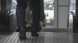 エスカレーター「仙台は左側に列ができ右側が空いている」地下鉄駅で“エスカレーターは歩かないで”呼びかけ|TBS NEWS DIG
