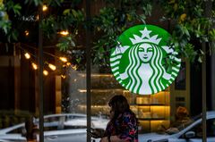 米スタバ、プロテイン入りドリンクを試験導入－販売不振から再起図る| TBS CROSS DIG with Bloomberg