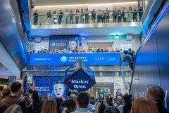 ロンドン証取の低迷深刻、企業や国民に投資呼びかけ－QuickTake| TBS CROSS DIG with Bloomberg