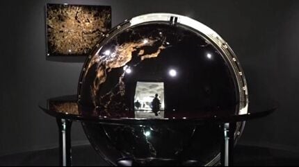 大阪・関西万博で展示された輪島塗の「夜の地球」が輪島に帰還 能登