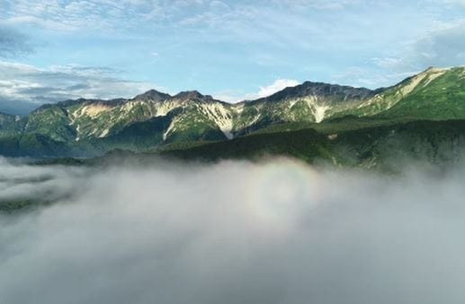 「3人が低体温症か」山頂付近は雨と風で…5人で北アルプス白馬岳で3人が行動不能に…男性1人が意識ない状態　山小屋へ搬送…8日朝にヘリで救助へ　|　SBC NEWS | 長野のニュース | SBC信越放送