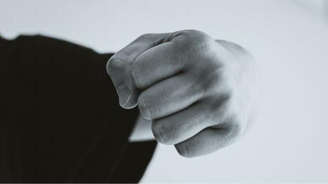 複数の職員が日常的に虐待　長崎市の障がい者施設に改善勧告　意思疎通できない利用者を叩く　元職員は有罪判決…「反応が面白かった」|TBS NEWS DIG