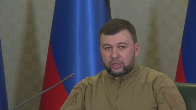 親ロシア派戦勝記念日の「パレード」中止表明 ウクライナ東部戦闘続く見通し