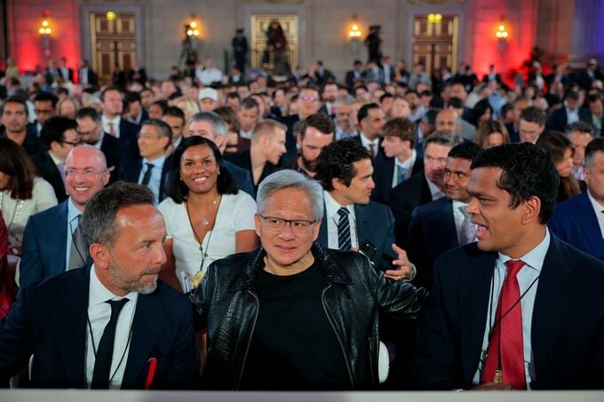 トランプ氏、エヌビディア分割検討も「簡単にはいかない」と認識