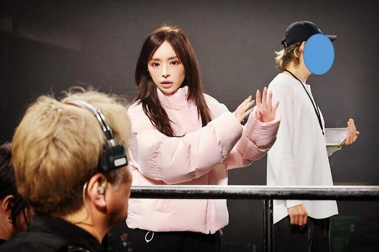 浜崎あゆみ 】 アジアツアーへ向け リハーサル風景を公開 「 These