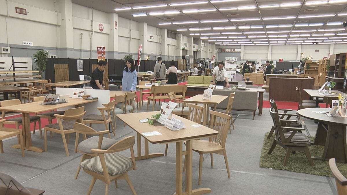 日本初】AIが家具を提案！？ 1万2000点が集結する「THE家具メッセ広島