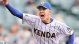 健大高崎、春夏通じて初の決勝進出！星稜に執念の逆転勝ちで群馬県勢初Vへ王手　先発・石垣→エース佐藤の粘投リレー|TBS NEWS DIG
