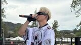 【 Number_i ・岸優太 】 「フェスの思い出集!!!!!!!」 LA音楽フェスのステージショットを公開 「かっこいい!!!岸くんの大っきな背中が大好きです」「Tシャツも凄く似合ってる」 反響続々|TBS NEWS DIG