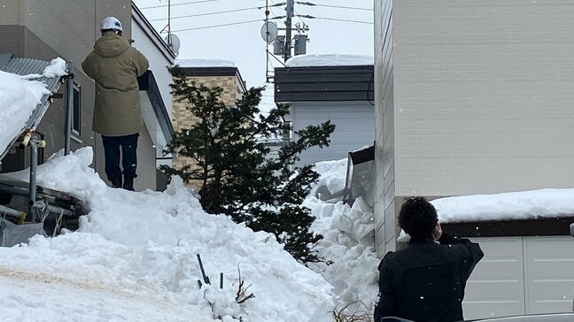 【速報】落雪に巻き込まれ3人生き埋めか「屋根からの大量の落雪で3人生き埋めに」と119番通報　札幌市白石区|TBS NEWS DIG