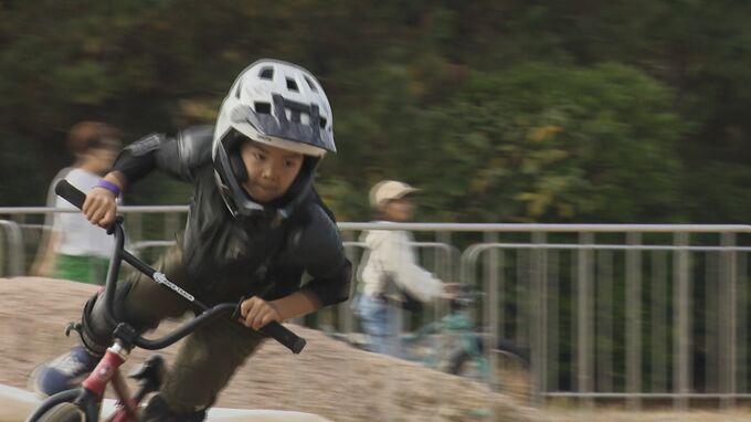 「寒くない、暑かった！」小春日和の中、半袖でスポーツを楽しむ子どもたち　|　山口のニュース・天気・防災｜tys NEWS｜ｔｙｓテレビ山口